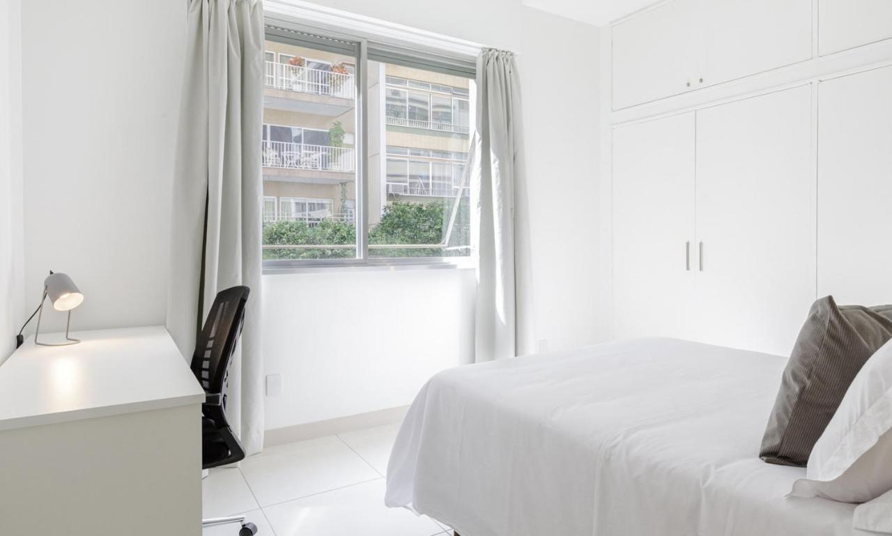 Apartamento Tabas Maravilhoso Ap 4qtos - Copacabana Cp0004 *